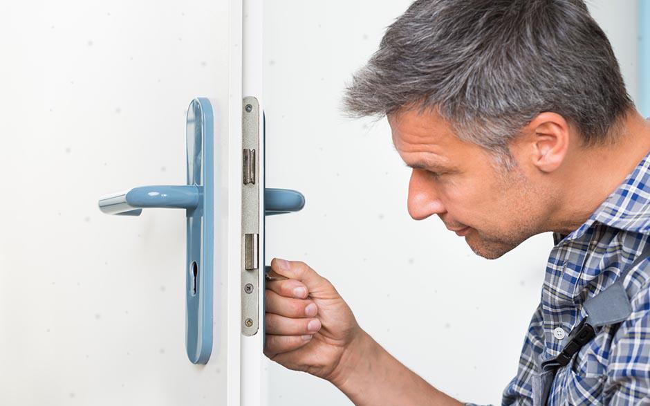 service ouvrir une porte claquée Antony